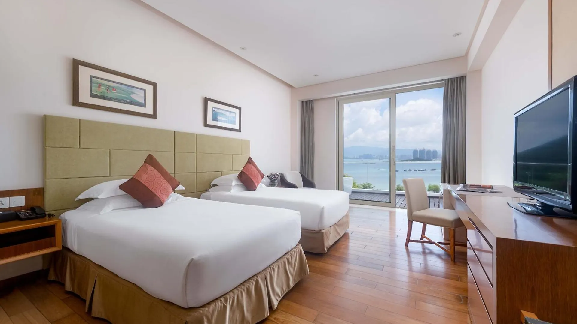 Mingshen Golf & Bay Resort Sanya Hotel