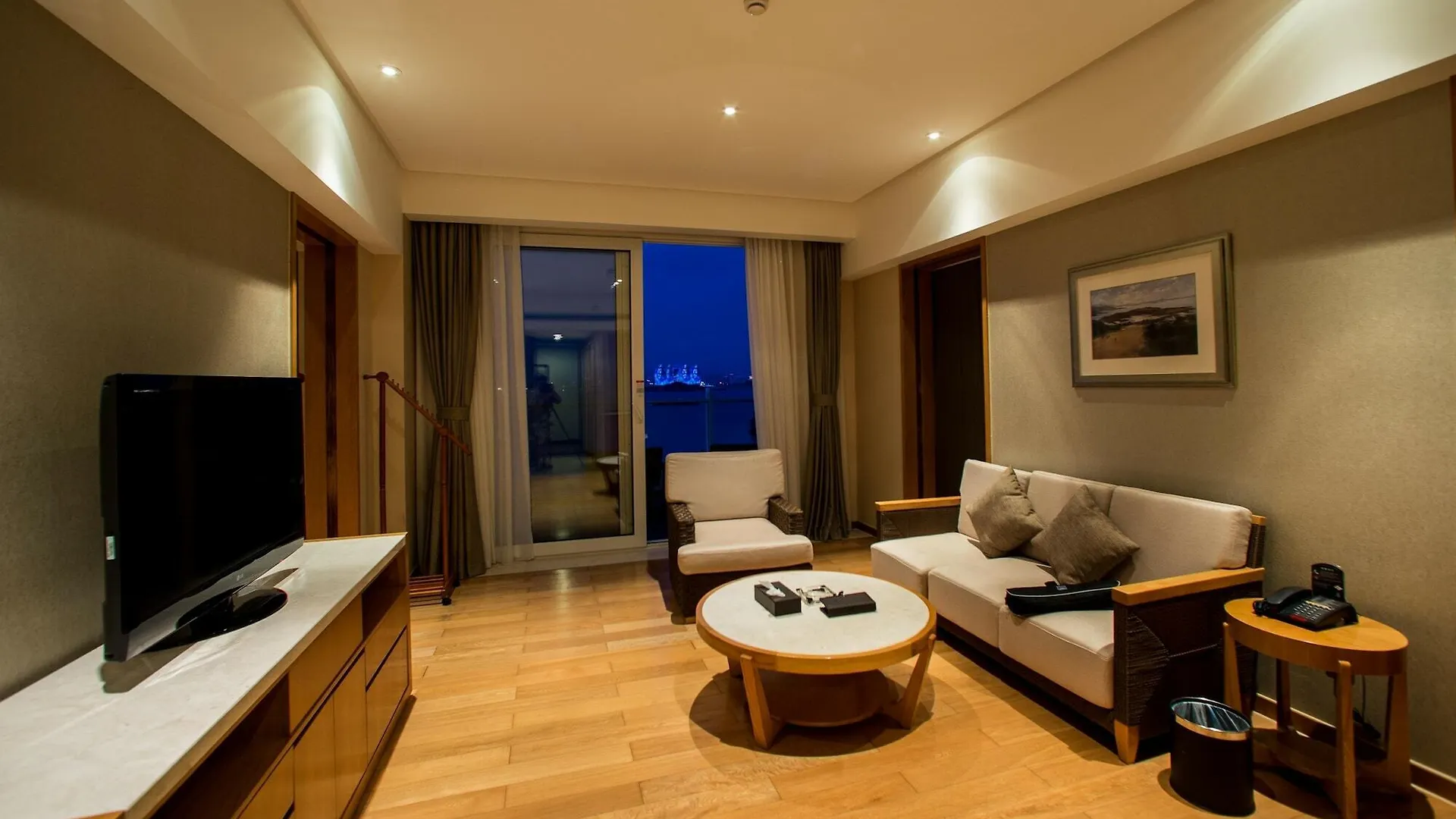 Mingshen Golf & Bay Resort Sanya 5*,  China