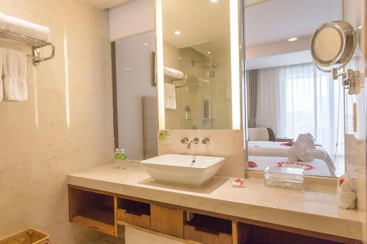 Mingshen Golf & Bay Resort Sanya 5*,  China